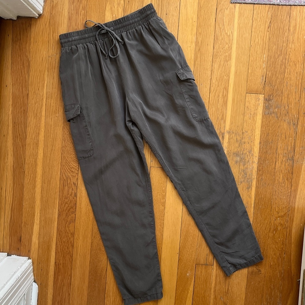 Lovers + friends XS Pull On Drawstring Waist Soft Pants Cargo Pants Olive Green